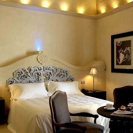 Palazzo Gattini Luxury Hotel - Vretreats Матера Номер фото